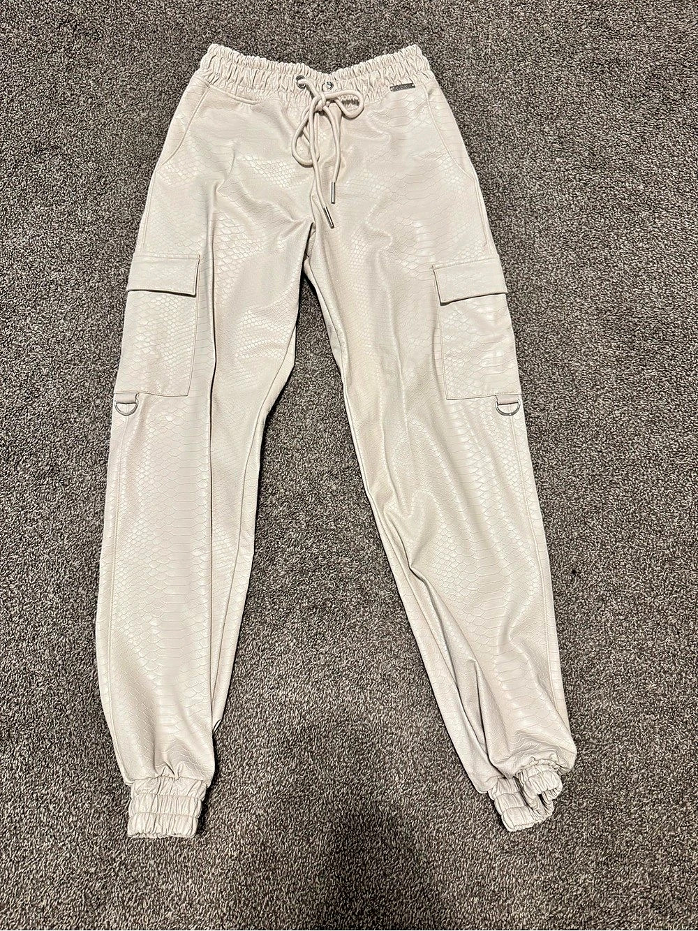 Bombshell Sportswear Liquid Cargos XS Like New